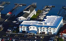 Marina Bay Hotel And Suites Chincoteague